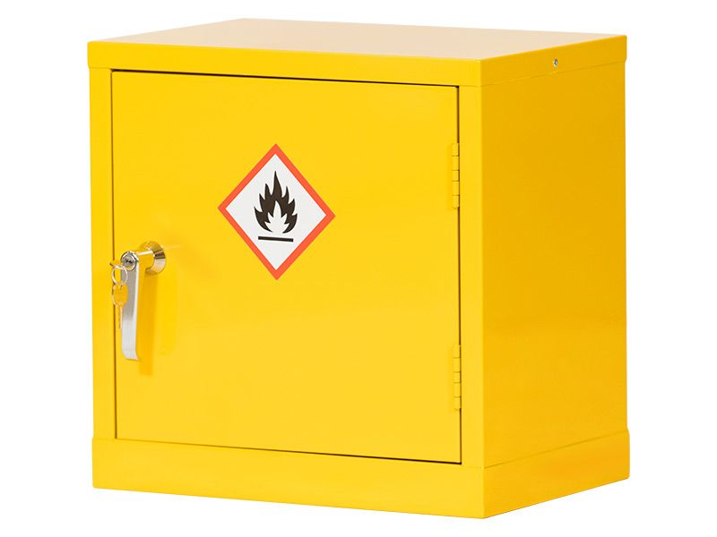 Flammable Cabinet
Double-walled, welded 18-gauge steel
1.5-inch insulating air space
Self-closing, latching doors
Flame arrestors in vents
2-inch leak-proof sump
Design Options: Stackable, wall-mount, under-counter, benchtop, or portable units